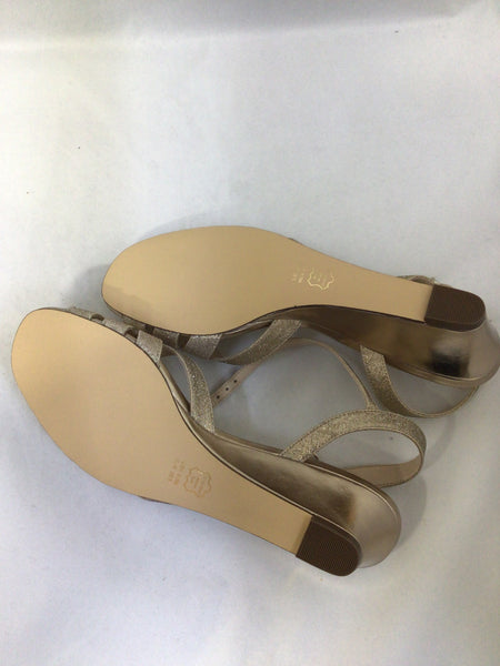 Nina Wedge