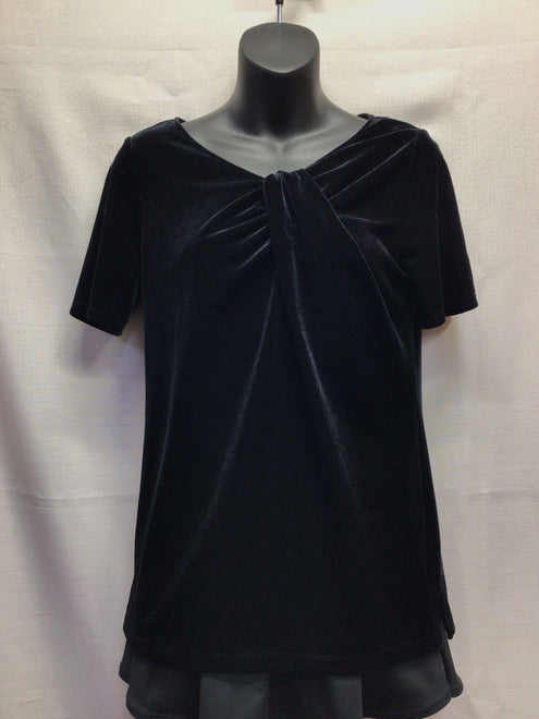 Women&#39;s Tops