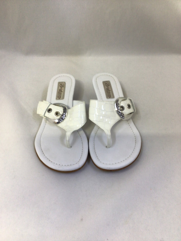 Shoes/Footwear