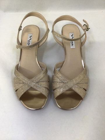 Nina Wedge