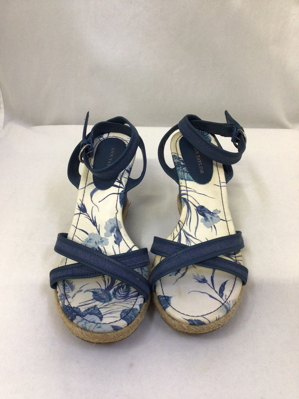 Shoes/Footwear